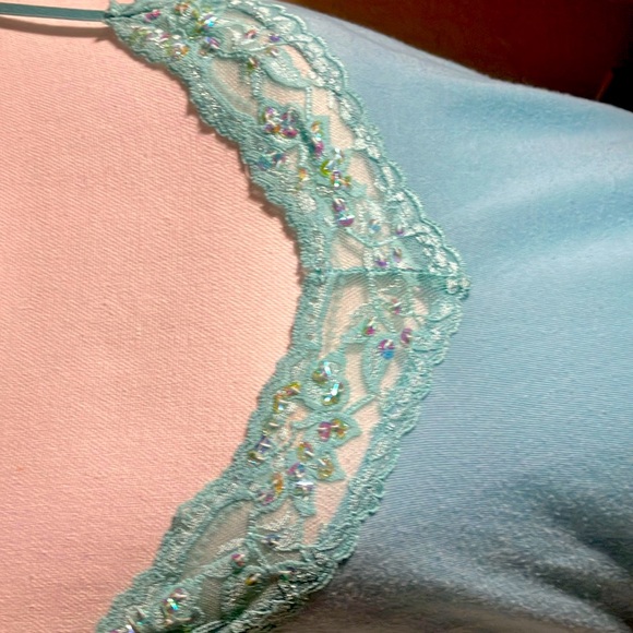 🩵🤍Vol.1 Lt Aqua Blue Stretchy Cotton Spandex Long Tank W/Lace & Sequins Sz XL - Picture 7 of 7